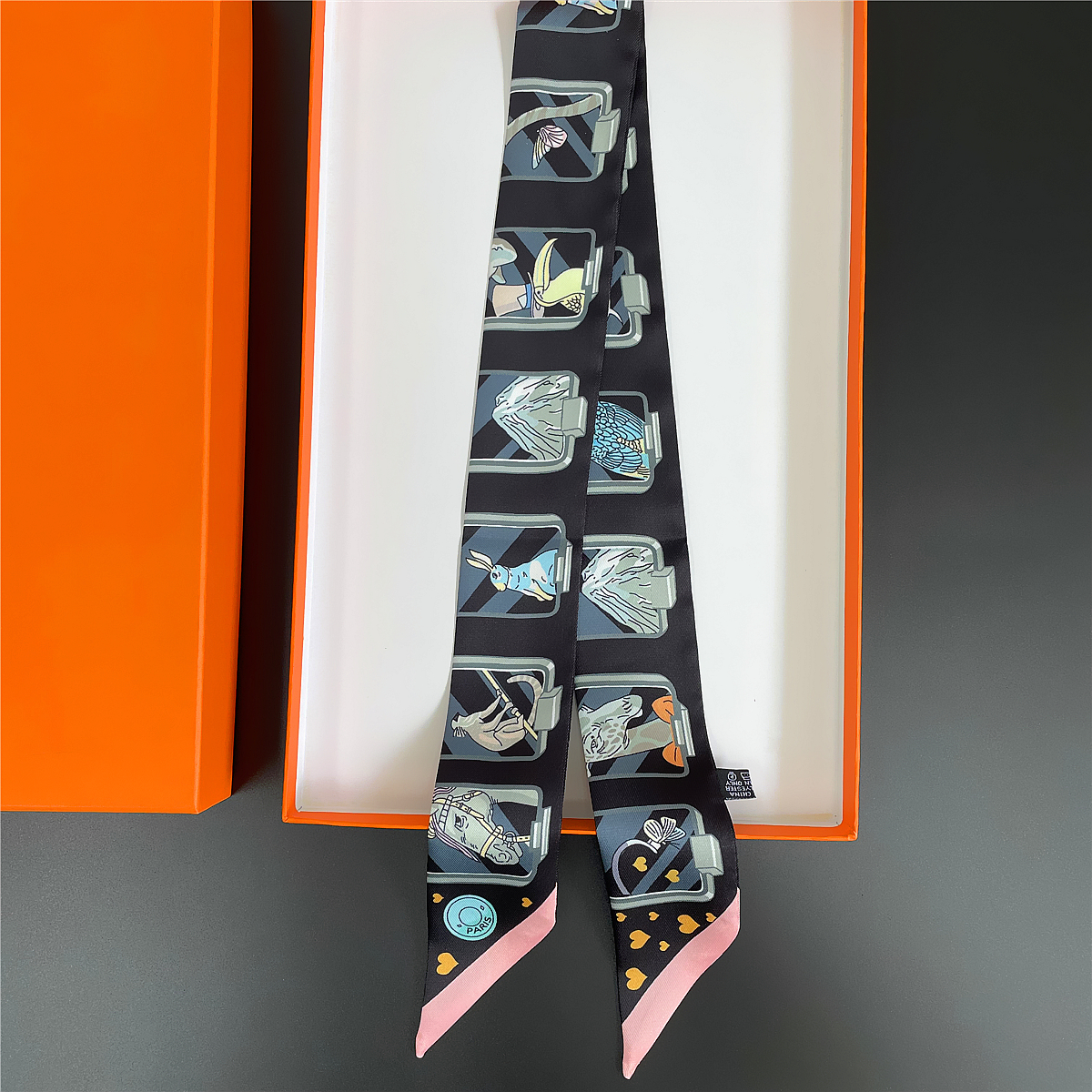 Brand Design Twill 100% Silk S - مراجعة Luxury Bags Online وسعره