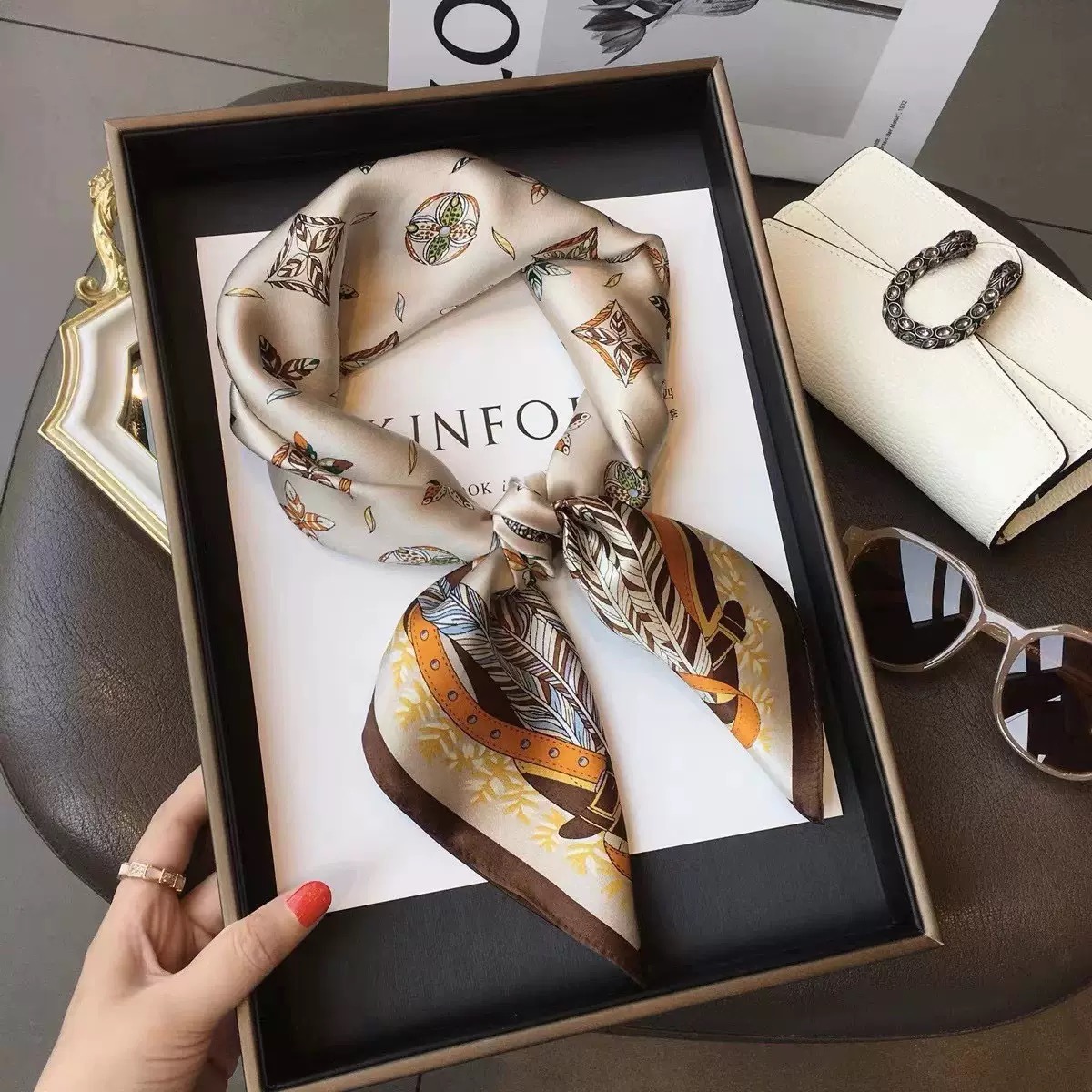 Luxury Design Skinny Silk Squa - مراجعة Luxury Bags Online وسعره