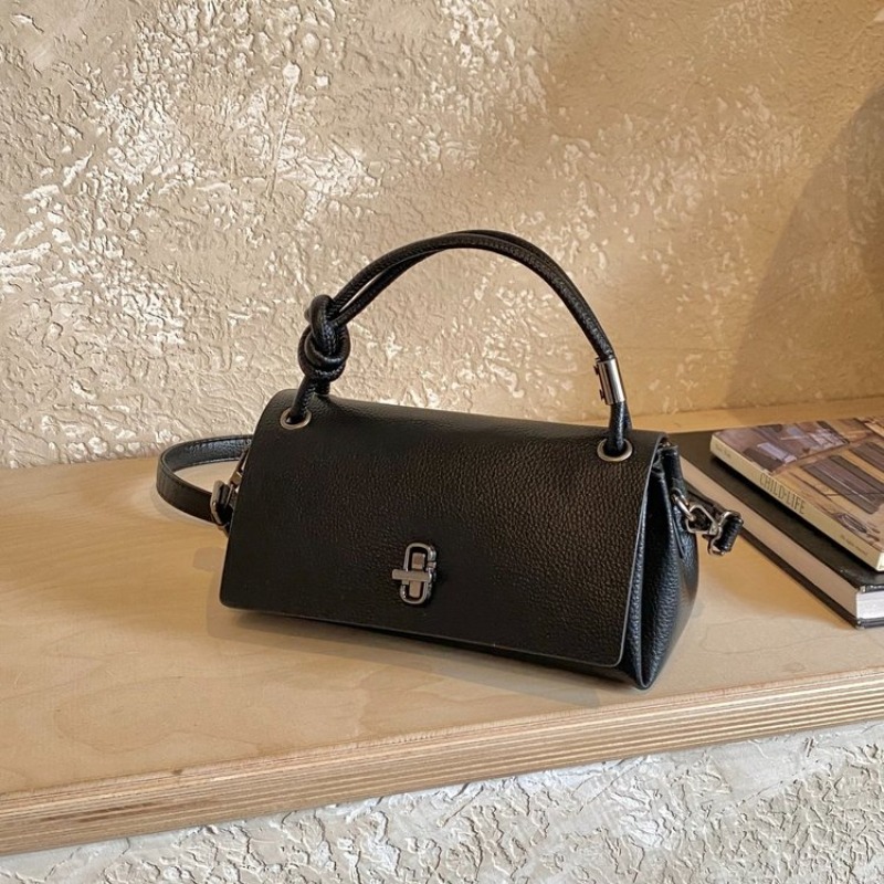 Trendy Design Diaper Bag Cross - مراجعة Luxury Bags Best وسعره