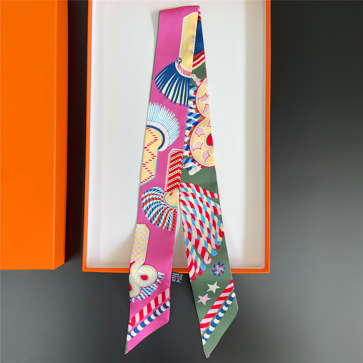 Brand Design Twill 100% Silk S - مراجعة Luxury Bags Online وسعره