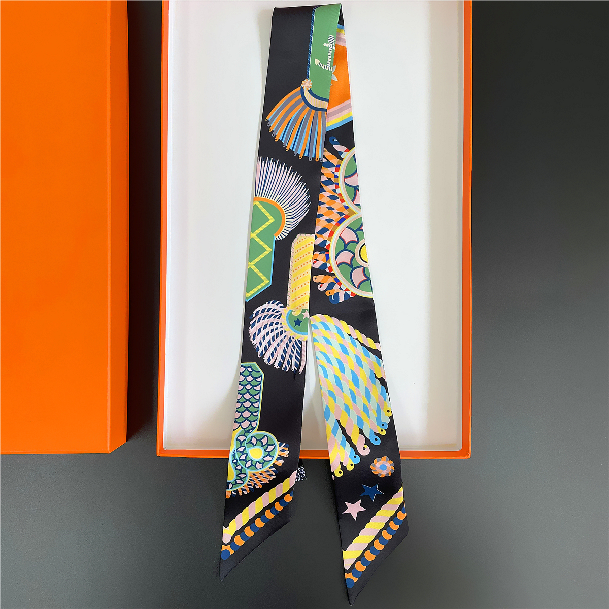 Brand Design Twill 100% Silk S - مراجعة Luxury Bags Online وسعره