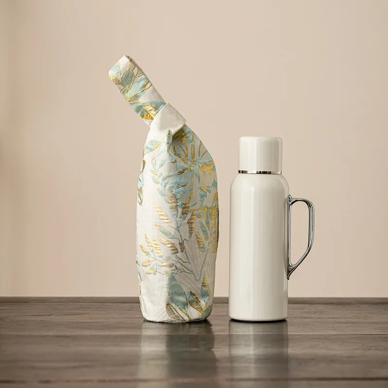 Travel thermos cup bag large l - مراجعة Luxury Bags Levels وسعره