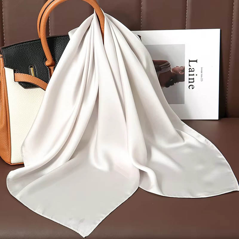 Luxury Solid Color Silk Square - مراجعة Luxury Bags Online وسعره