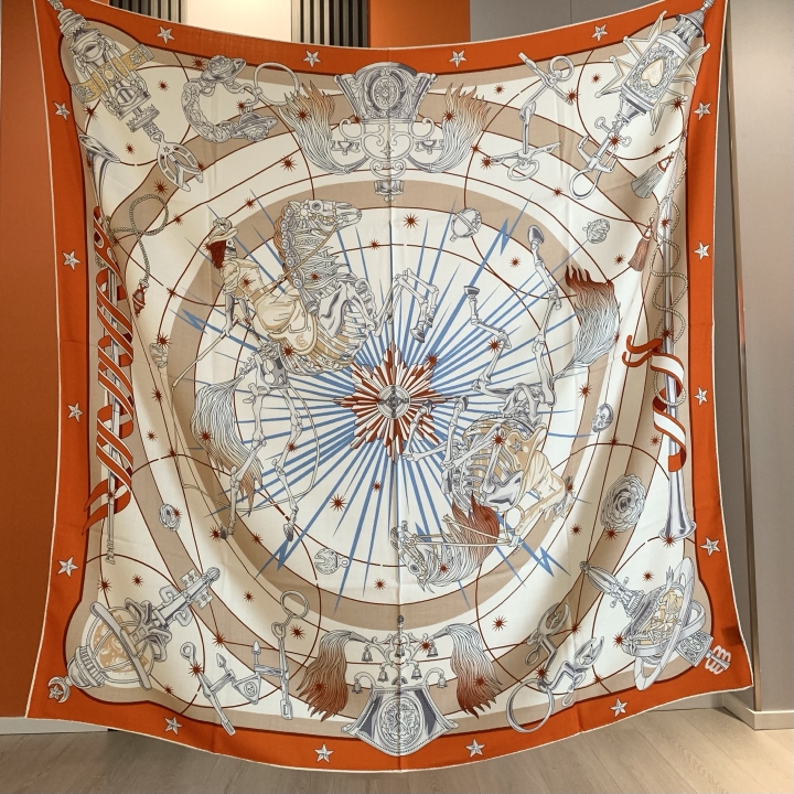 Luxury Brand Scarf Large Silk  - مراجعة Luxury Bags Shopping وسعره