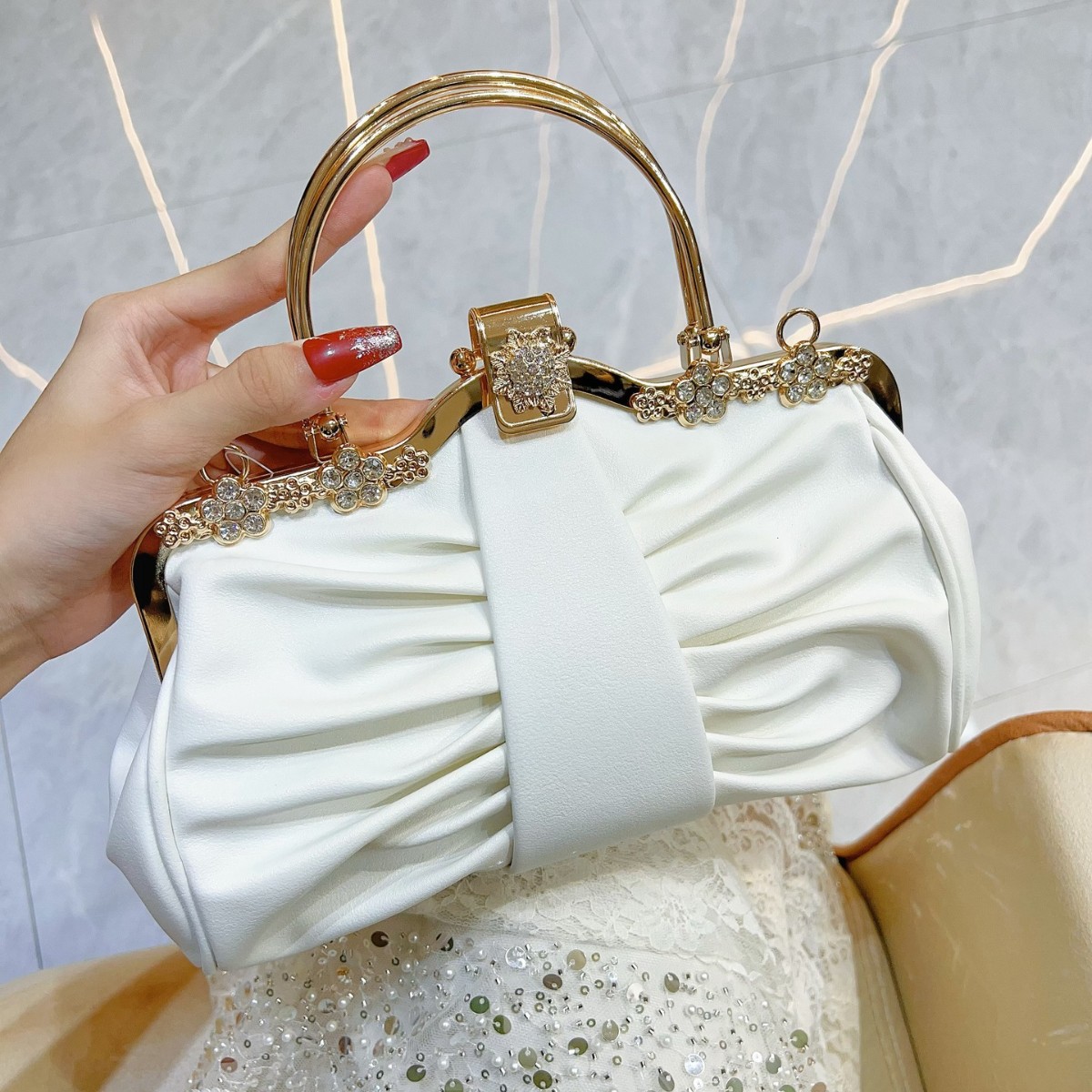 2025 Luxury High-end Party Clo - مراجعة Luxury Bags Trend 2025 وسعره