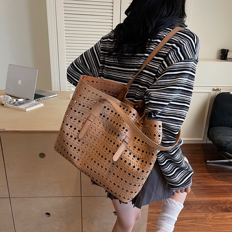 Large Size Shoulder Tote Bags  - مراجعة Luxury Bags Shopping وسعره