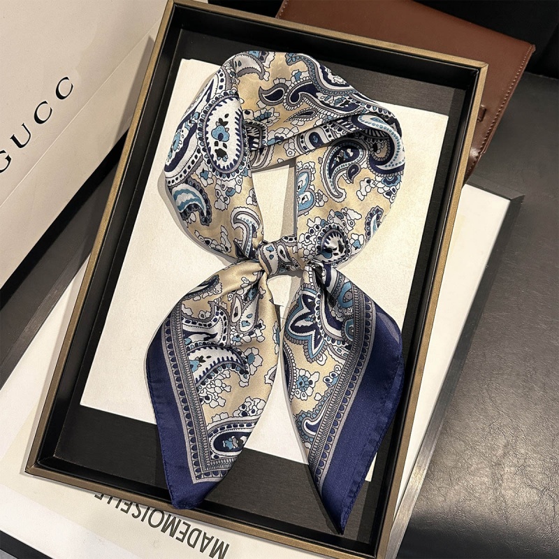 Luxury Satin Square Scarf Pais - مراجعة Discount Luxury Bags وسعره