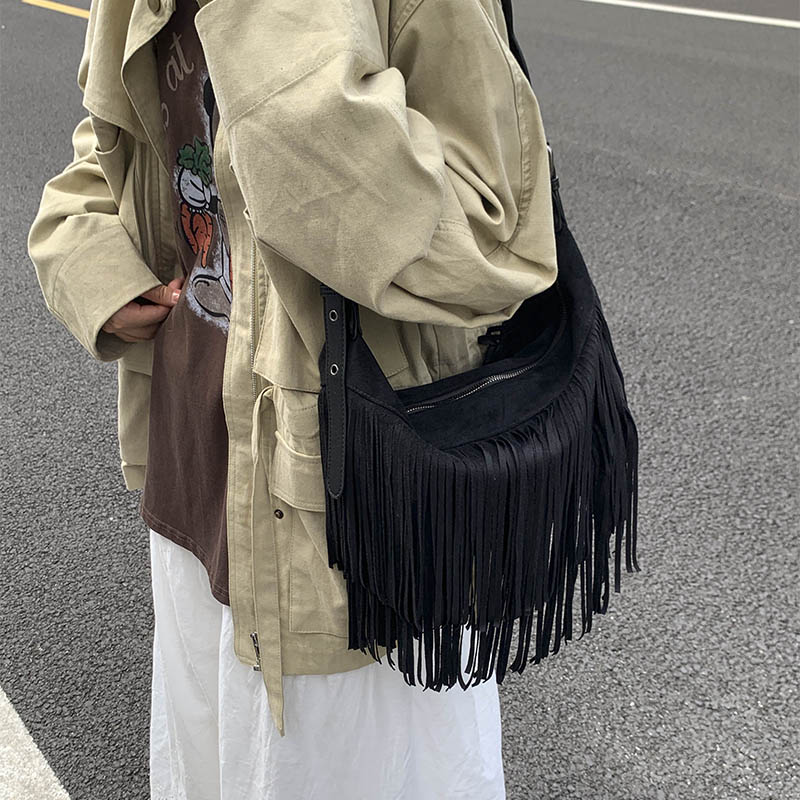 LEFTSIDE Design Punk Style PU  - مراجعة Luxury Bags Trend 2025 وسعره