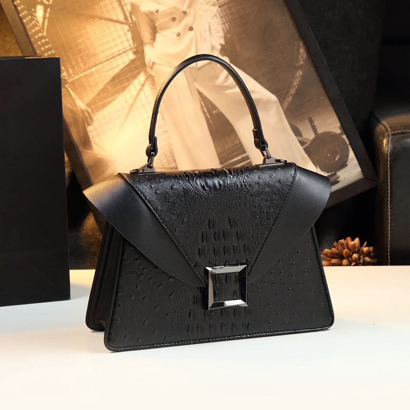 Diaper Bag Leather Crossbody H - مراجعة Luxury Bags Best وسعره