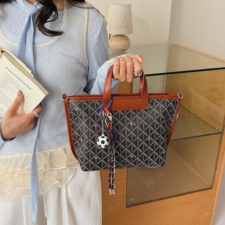 Simple Luxury Crossbody-Bag An - مراجعة Luxury Bags Best وسعره