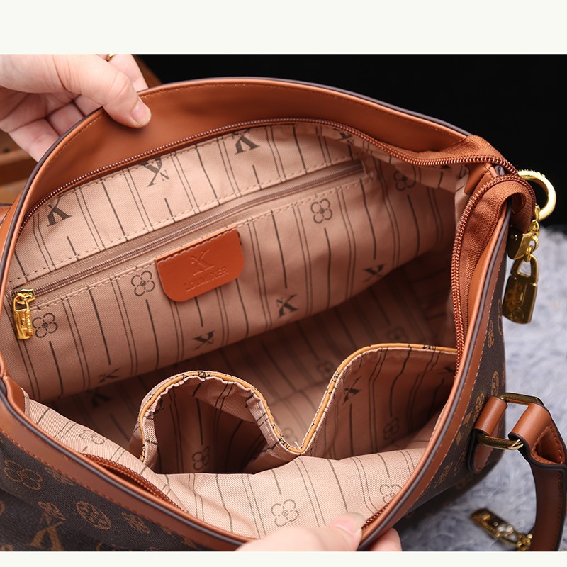 Light luxury brand women's bag - مراجعة Luxury Bags Trend 2025 وسعره