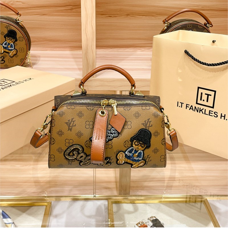 Light luxury brand women's han - مراجعة Luxury Bags Trend 2025 وسعره