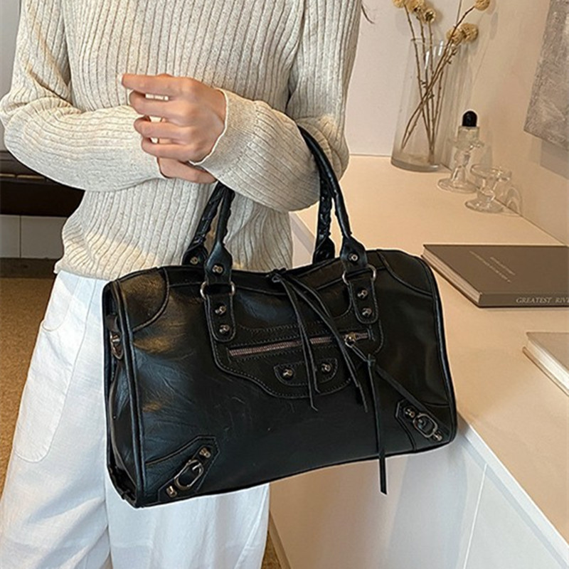 2025 Luxury Design Women Brand - مراجعة Luxury Bags Trend 2025 وسعره