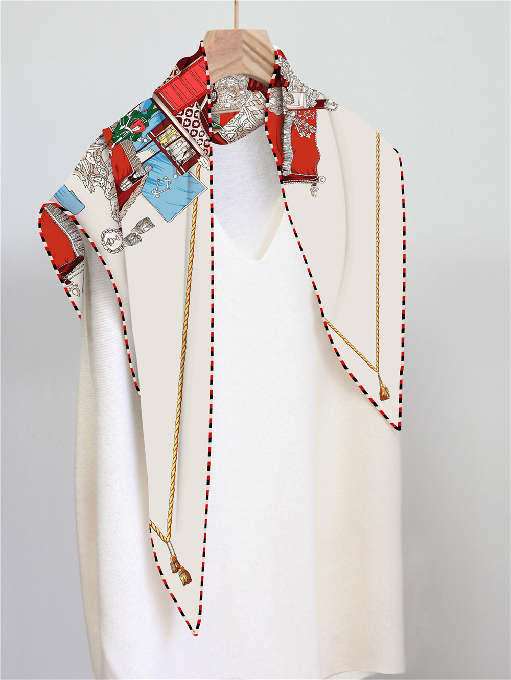 Triangle Twill Scarf Luxury Wo - مراجعة Luxury Bags La وسعره
