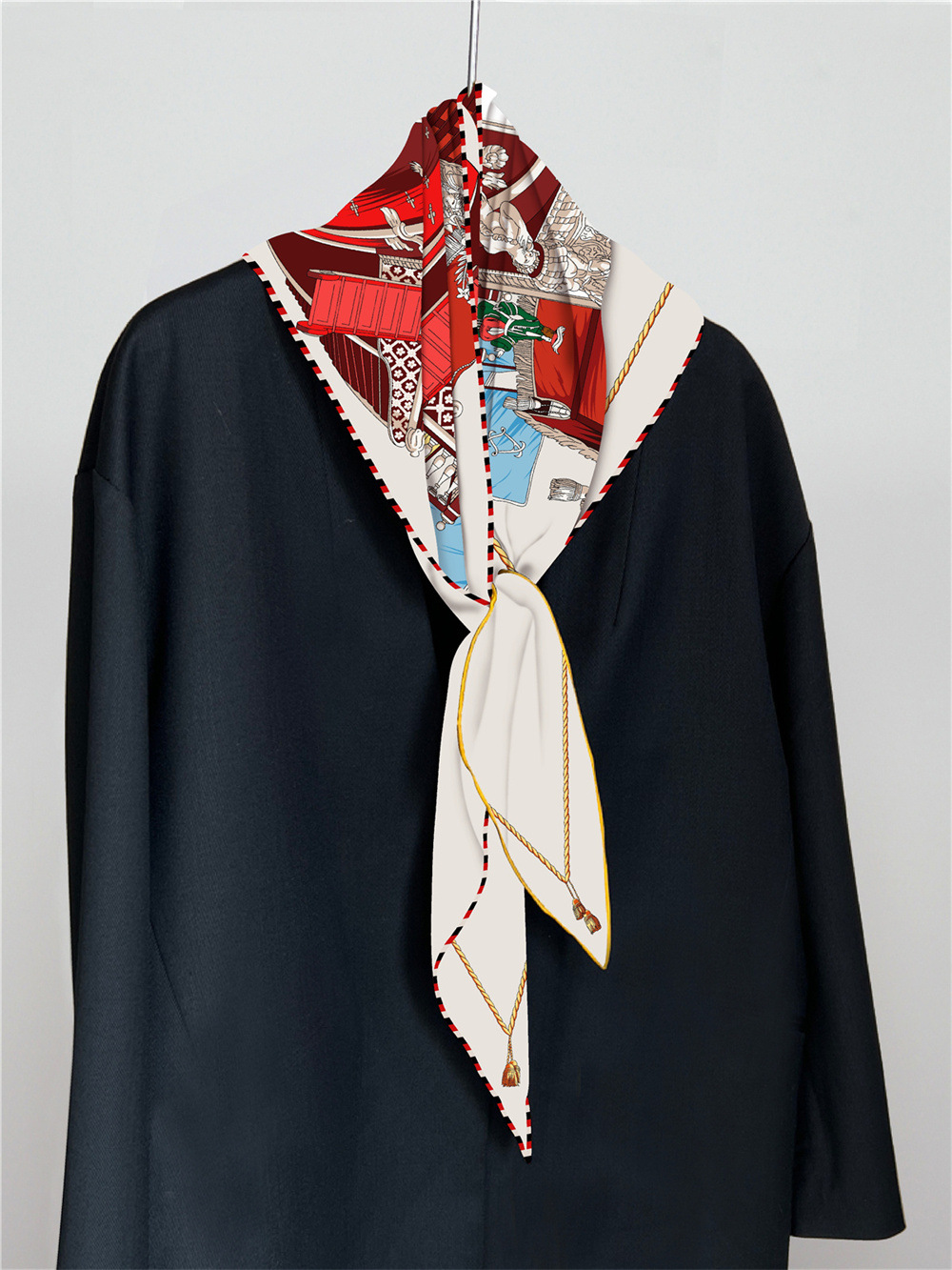 Triangle Twill Scarf Luxury Wo - مراجعة Luxury Bags La وسعره