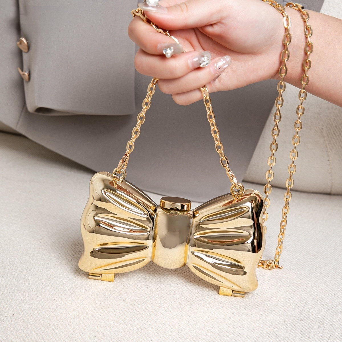 Luxury Fashion Metal Mini Hand - مراجعة Luxury Bags Online وسعره